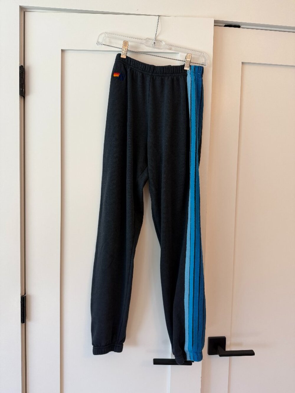 Aviator Nation 5 STRIPE SWEATPANTS - CHARCOAL // BLUE Size Small